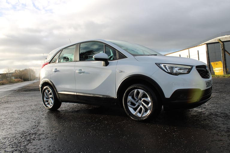 VAUXHALL CROSSLAND X 1.2 SE 2018,Low Mileage,F.S.H,Bluetooth,DAB,Air Con,Cruise,Ulez Compliant