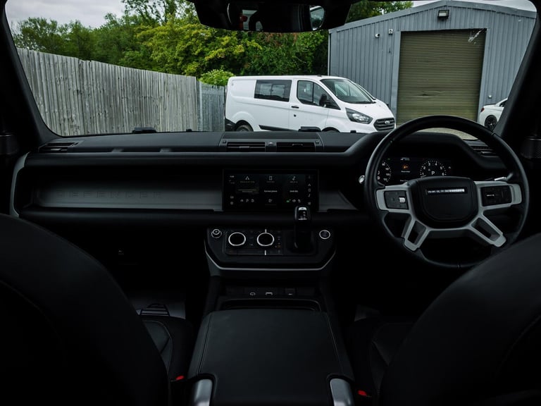 2021 Land Rover Defender 110 2.0 P300 X-Dynamic HSE Auto 4WD Euro 6 (s/s) 5dr ESTATE Petrol Autom...