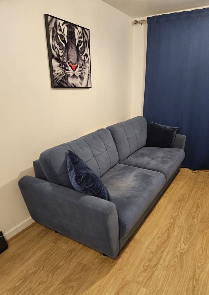 image for Great 3 seat sofa bed 