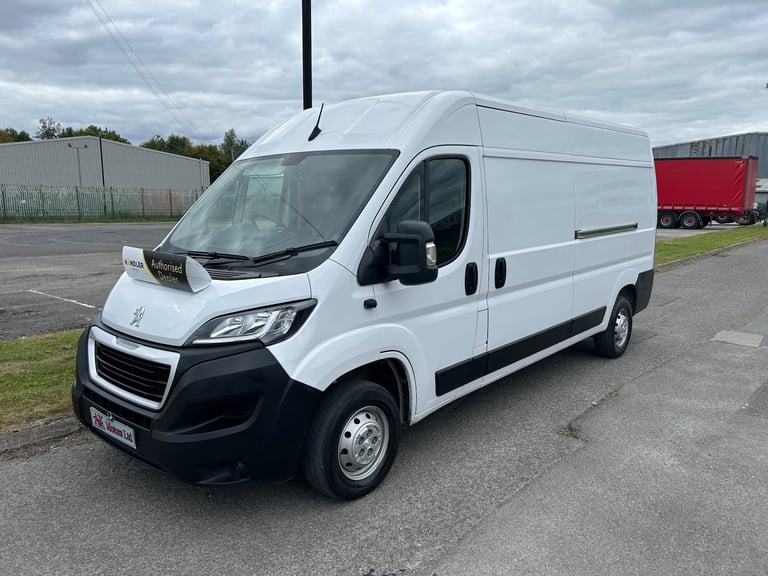 2022 Peugeot Boxer 2.2 BlueHDi H2 Professional Van 140ps PANEL VAN Diesel Manual