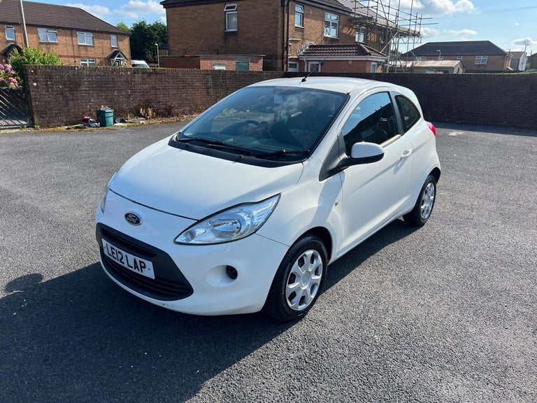 Ford, KA, Hatchback, 2013, Manual, 1242 (cc), 3 doors