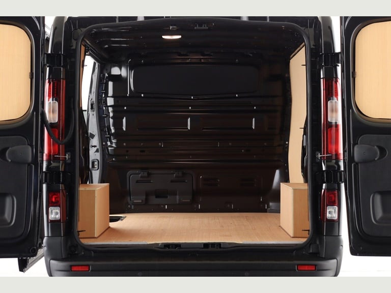 2025 Renault Trafic SL30 Blue dCi 130 Advance [Safety] Van PANEL VAN DIESEL Manual