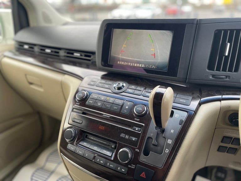 2006 NISSAN ELGRAND E51 AUTO