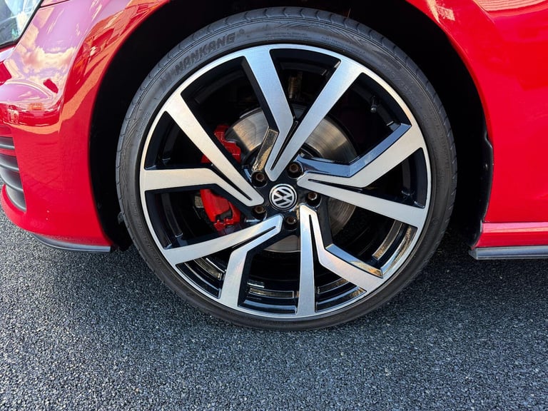 VOLKSWAGEN GOLF 2.0 TDI BlueMotion Tech GTD Red Auto Diesel 2015