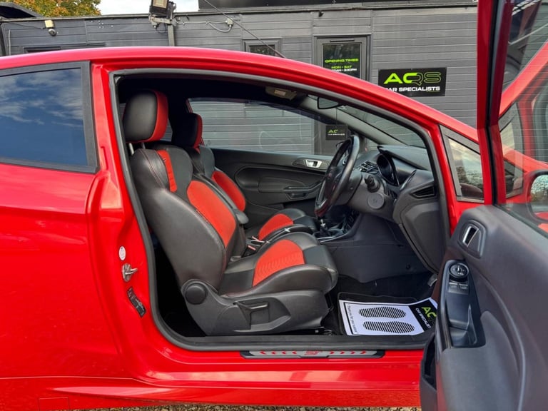 FORD FIESTA 1.6T EcoBoost ST-3 Euro 5 (s/s) 3dr 2014