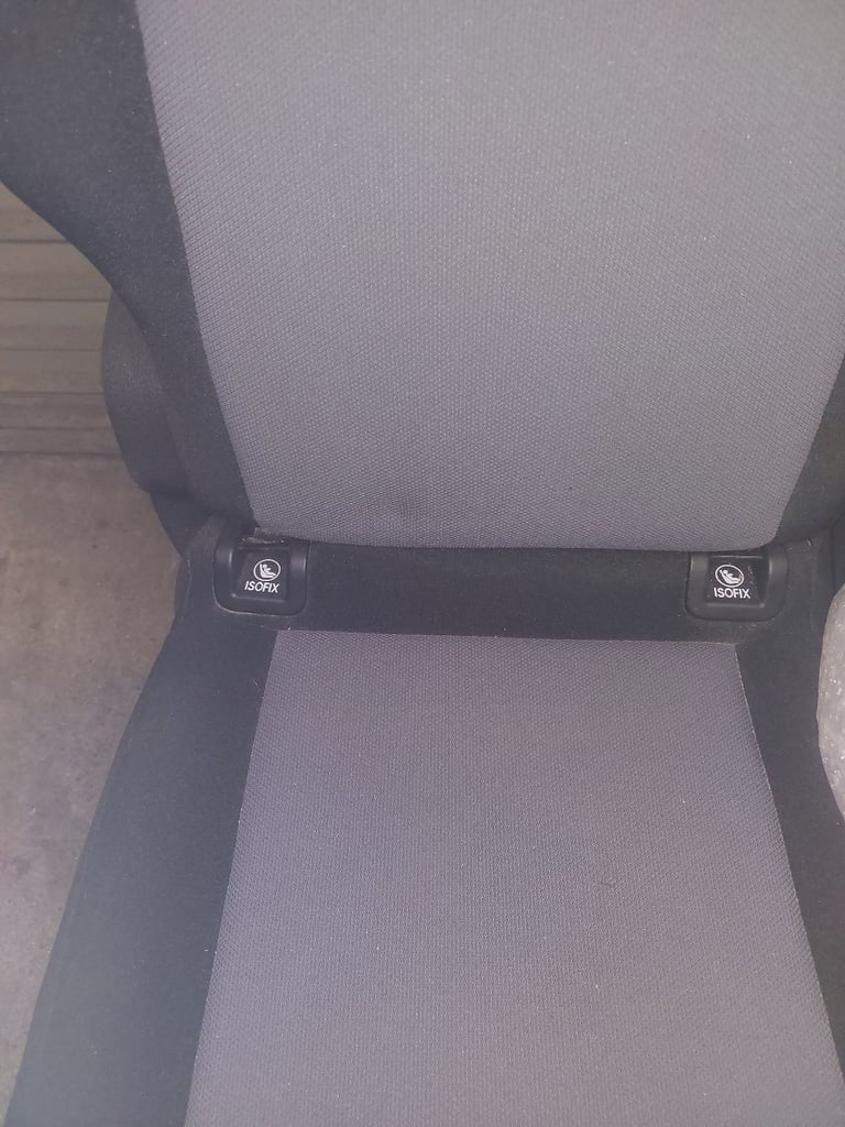 Rear van seats2/1 triple bench 