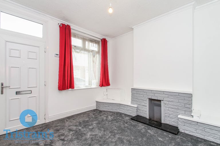 2 Bed House DE24 (URGENT)
