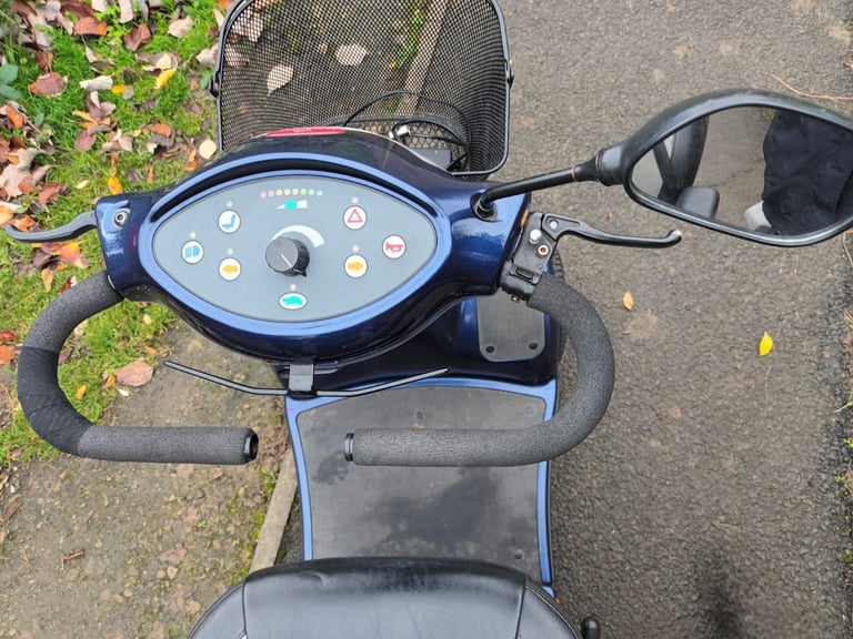 MOBILITY SCOOTER 8MPH