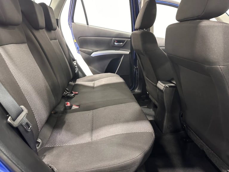 2015 Suzuki SX4 S-Cross 1.6 SZ3 SUV 5dr Petrol Manual Euro 6 (120 ps) HATCHBACK Petrol Manual