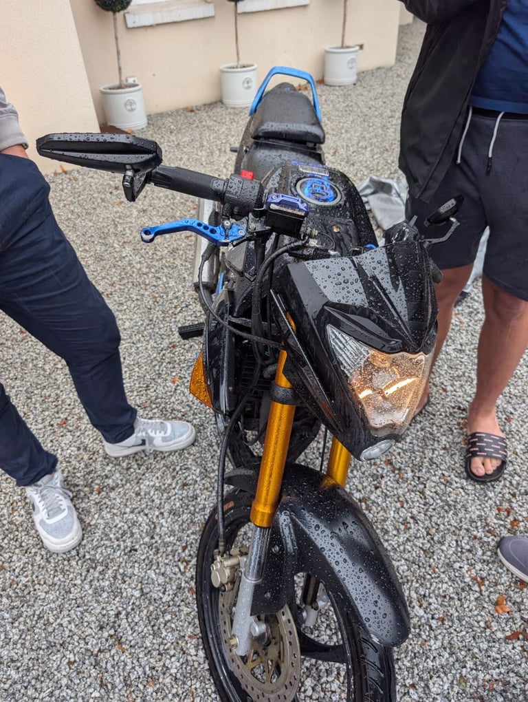 Skyjet, 2012, 125 (cc)