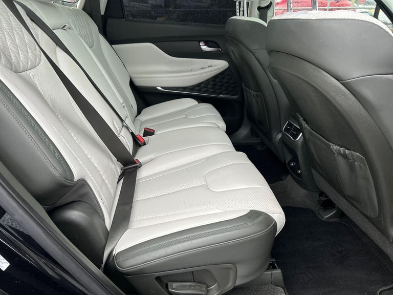 2022 Hyundai Santa Fe 1.6h T-GDi Hybrid Ultimate 5dr Automatic 4WD ESTATE Petrol/Electric Hybrid ...