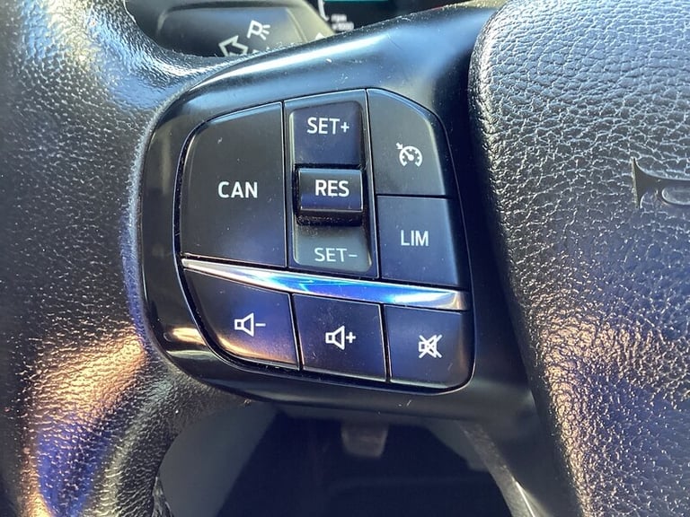 2020 Ford Transit Custom 300 EcoBlue Limited SWB A/C Euro 6 SWB Panel Van Diesel Manual