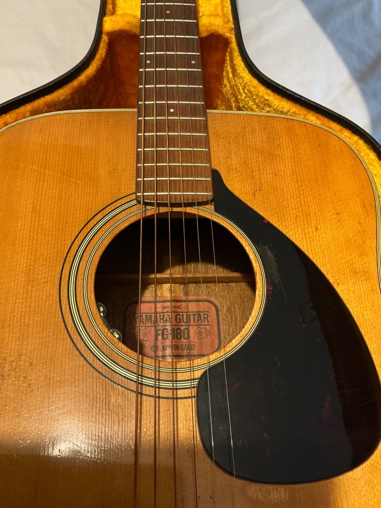image for Yamaha FG-180 Acoustic guitar with L R Baggs pick up