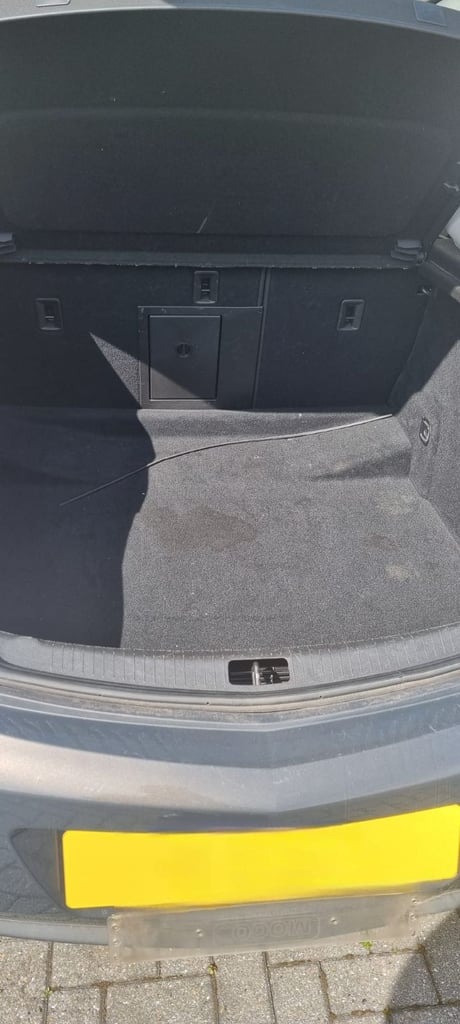 Vauxhall, INSIGNIA, Hatchback, 2014, Manual, 1956 (cc), 5 doors