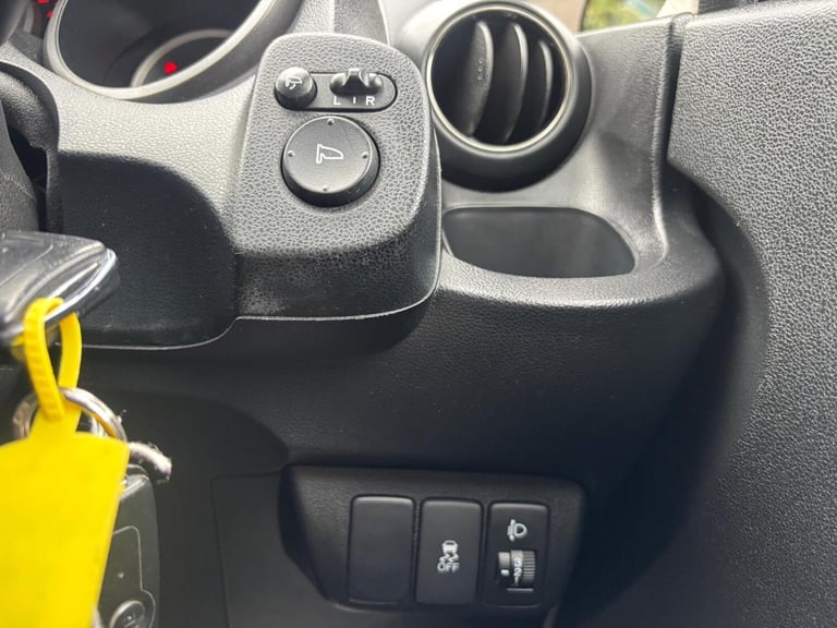 HONDA JAZZ 1.4 i-VTEC EX 2011