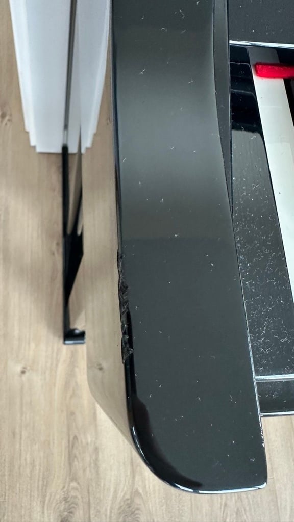 DP-60 Digital Piano by Gear4music, Gloss Black, 88 fully weighted hammer action