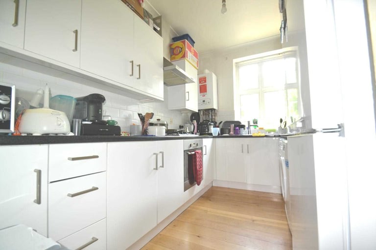 2 bedroom house in Ealing, Greystoke Court W5 1EN in Ealing, London