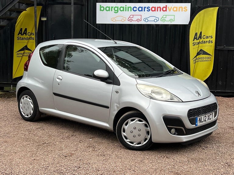 PEUGEOT 107 1.0 12V Active 2012