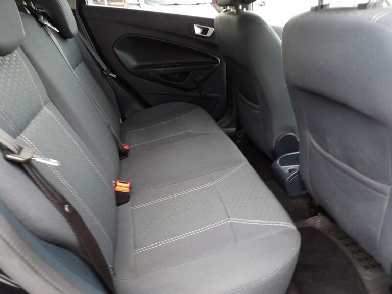 2012 Ford Fiesta Titanium Hatchback Petrol Manual