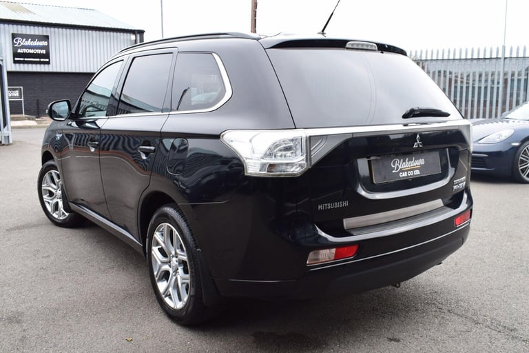 2015 Mitsubishi Outlander 2.0h 12kWh GX4hs CVT 4WD Euro 5 (s/s) 5dr ESTATE Petrol/Electric Hybrid...
