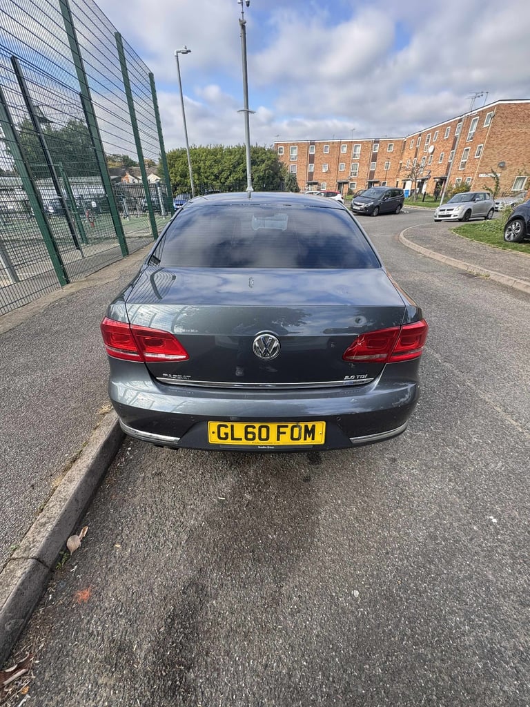 Volkswagen, PASSAT, Saloon, 2010, Semi-Auto, 1968 (cc), 4 doors