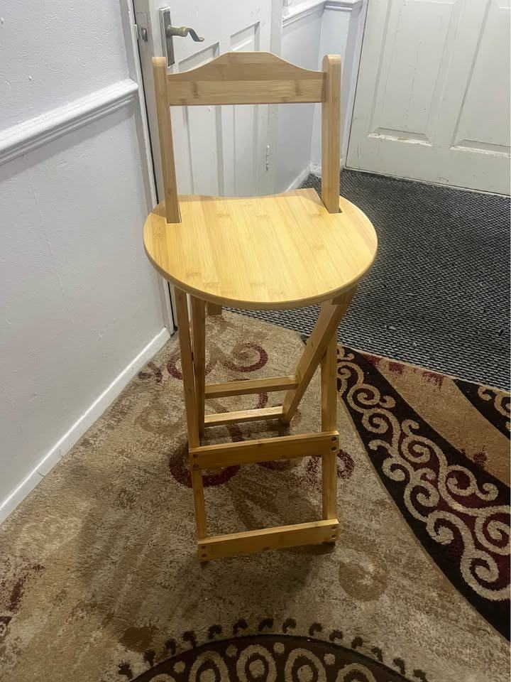 image for Kids high chair New Wooden
