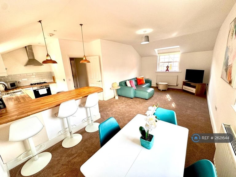 image for 2 bedroom flat in Tavistock Place, Bedford, MK40 (2 bed) (#2621644)