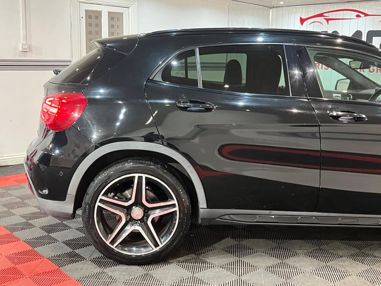 2015 Mercedes-Benz GLA GLA 220 CDI 4Matic AMG Line 5dr Auto [Premium] ESTATE DIESEL Automatic