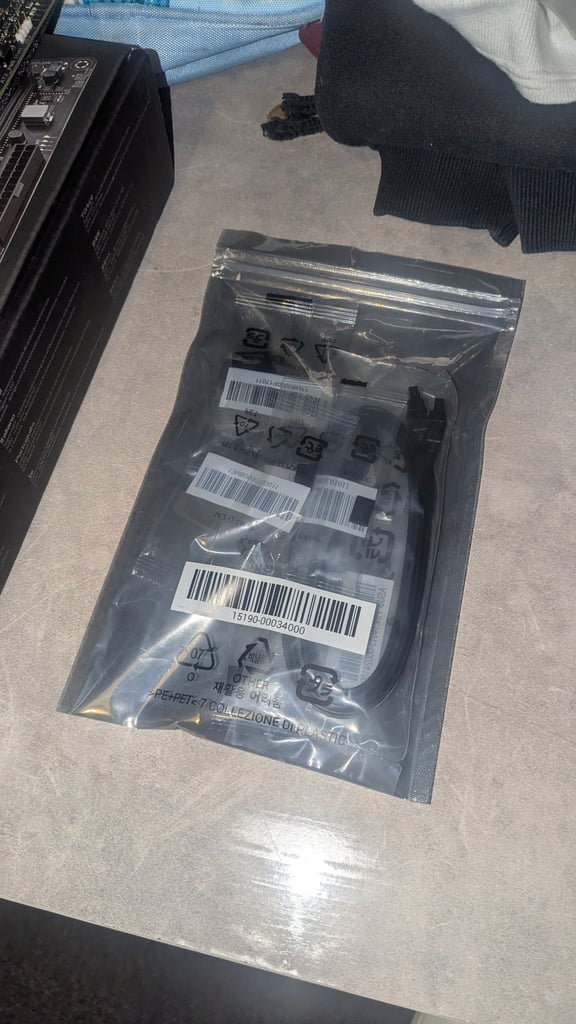 ASUS ROG Strix B850-F Gaming WiFi - 7