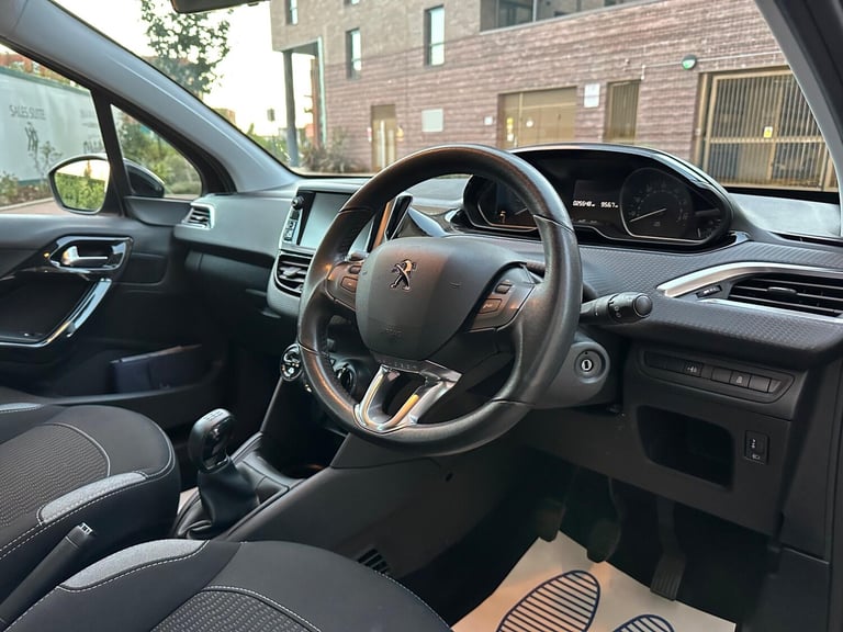 2016 Peugeot 208 1.2 PureTech Active Euro 6 5dr HATCHBACK Petrol Manual