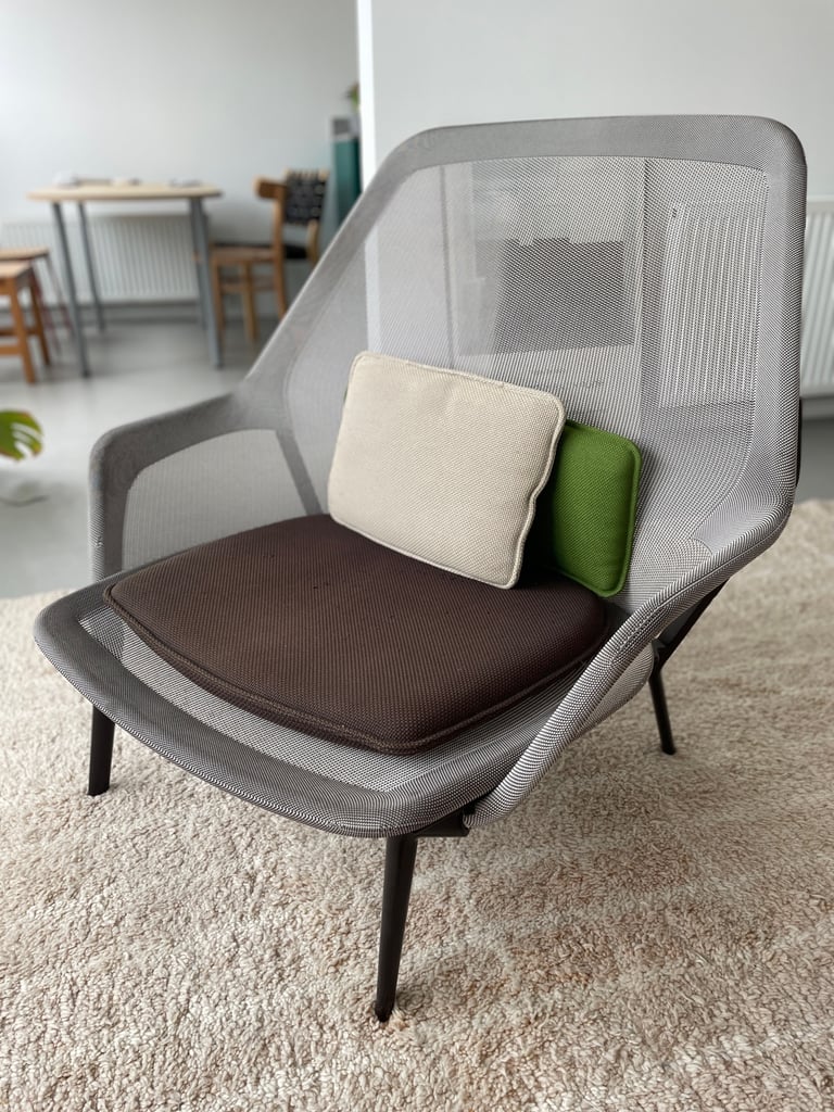 Vitra Slow Chair, Ronan & Erwan Bouroullec