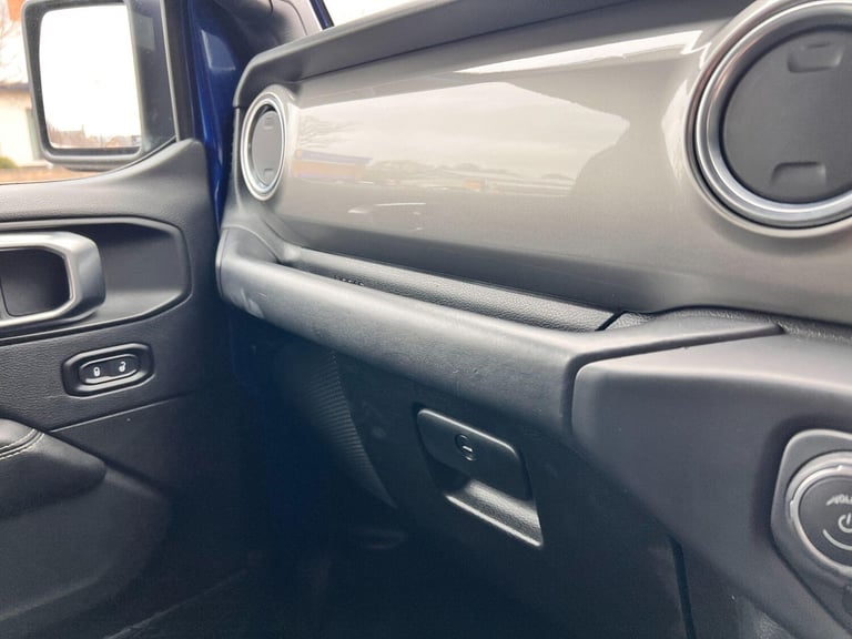 2020 Jeep Wrangler 2.2 MultiJetII Sahara SUV 4dr Diesel Auto 4WD Euro 6 (s/s) (200 ps) CONVERTIBL...