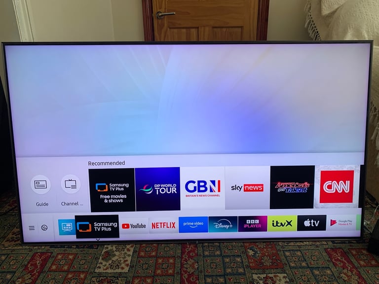 image for SAMSUNG QE55Q90R 55 Inch Smart 4K Ultra HD HDR QLED TV with Bixby