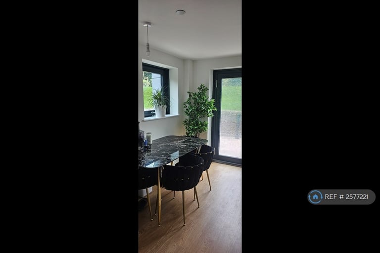 2 bedroom house in Furness Quay, Salford, M50 (2 bed) (#2577221)