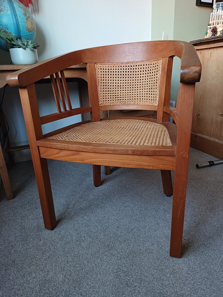 Rattan style, solid chair