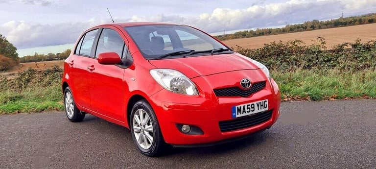2009 Toyota Yaris 1.33 VVT-i TR 5dr [6 speed] - £35 road tax HATCHBACK Petrol Manual