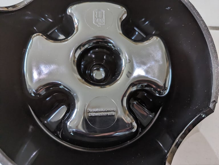 3 DOG BOWLS PETS AT HOME STAINLESS STEEL, DOGIT SLOW-BOWL, 3 PEAKS TRAVEL BOWL