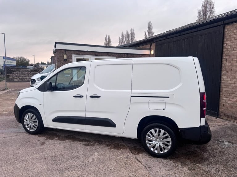 2020 Peugeot Partner 1.5 BlueHDi 950 Professional Long Panel Van 6dr Diesel Manual LWB Euro 6 (1 ...