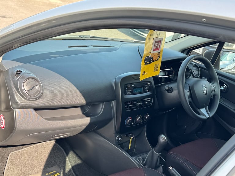 2014 Renault Clio 0.9 TCE 90 Expression+ Energy 5dr HATCHBACK Petrol Manual