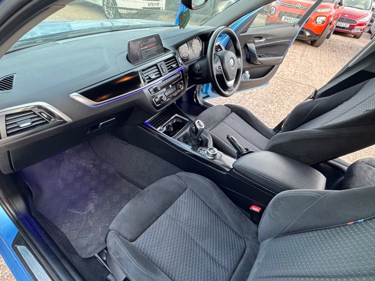 2018 BMW 1 Series 118i [1.5] Sport 5dr [Nav] HATCHBACK Petrol Manual
