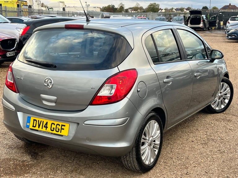 2014 Vauxhall Corsa 1.4 16V SE Euro 5 5dr Hatchback Petrol Manual