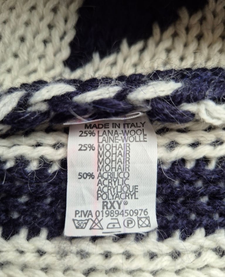 Blue & White Snowflake Design Reversible Thick Warm Waistcoat Blue Ribbon Fastening Immaculate 