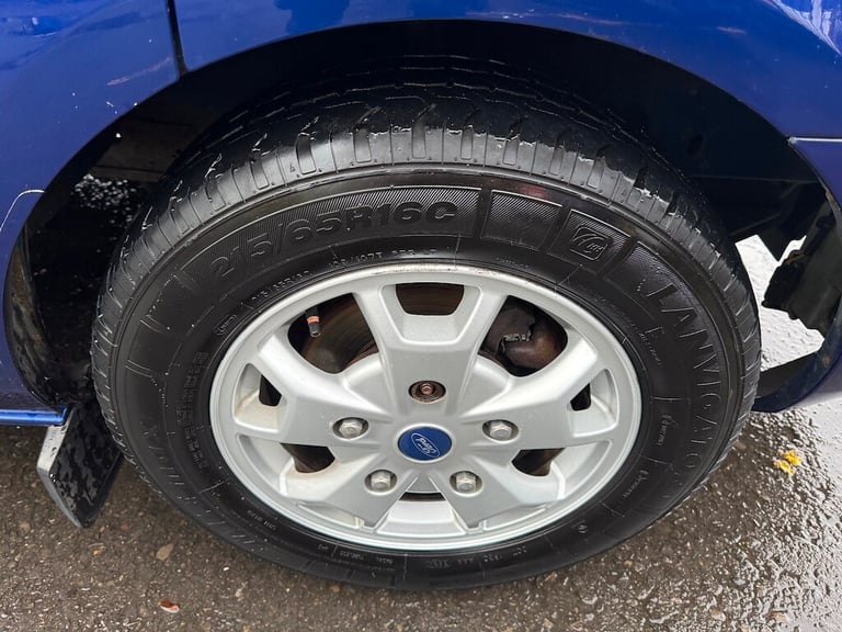 2014 Ford Tourneo Custom 2.2 300 TDCi Limited Minibus Double Cab 5dr Diesel Manual L1 Euro 5 (s/s...