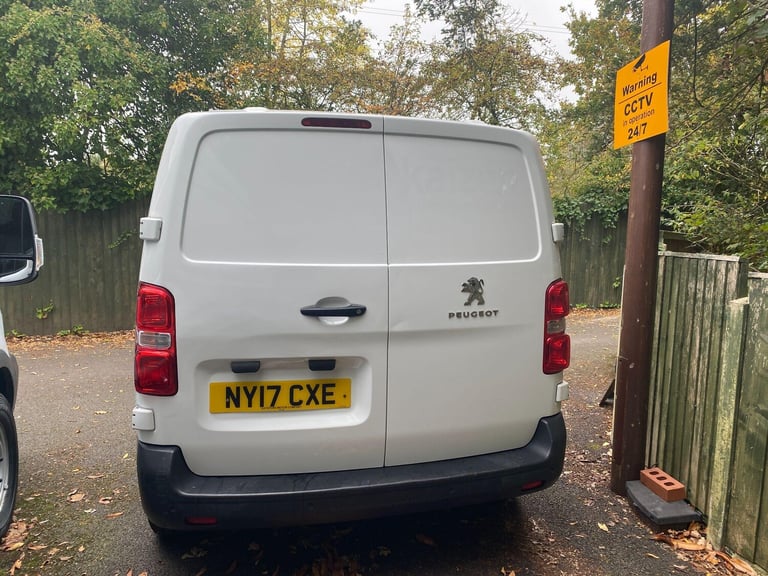 2017 Peugeot Expert 1.6 BlueHDi 1000 S Standard Panel Van MWB Euro 6 6dr PANEL VAN Diesel Manual