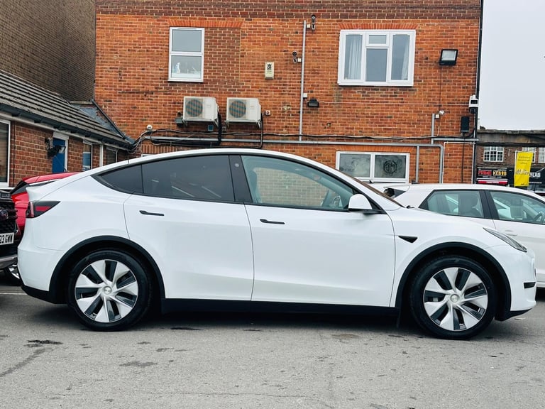 2023 Tesla Model Y Auto RWD 5dr MPV Electric Automatic