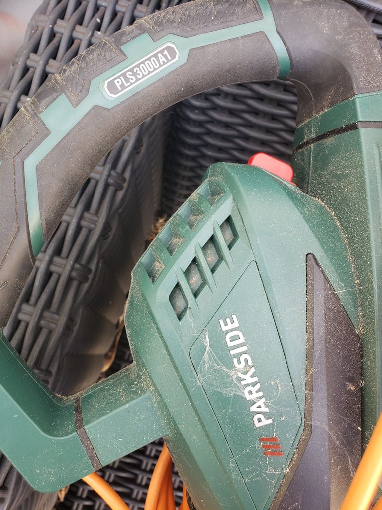 Leaf blower/Collector