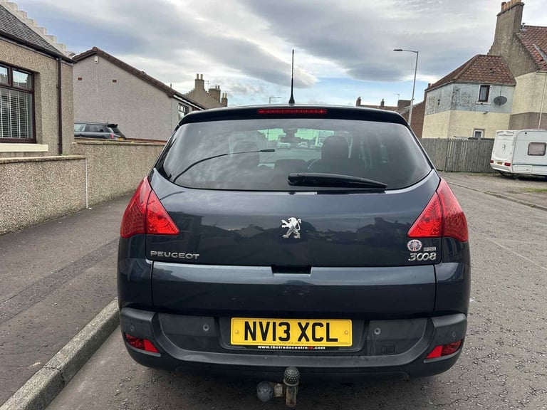 Peugeot, 3008, Hatchback, 2013, Semi-Auto, 1560 (cc), 5 doors