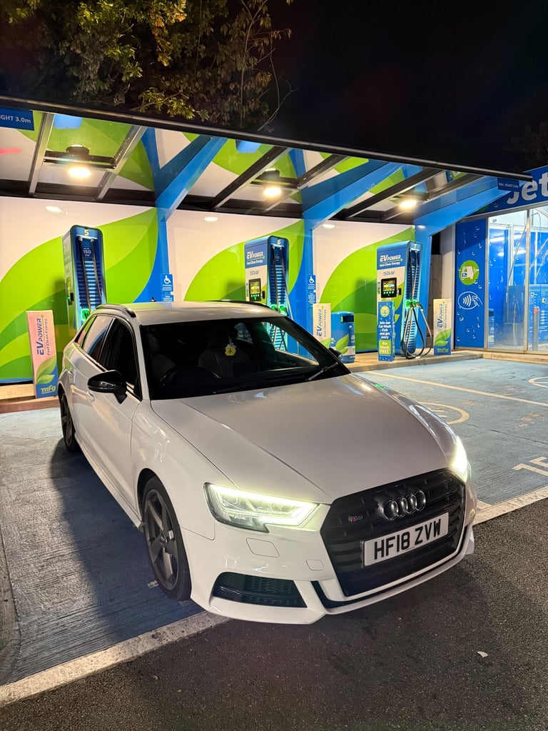 image for Audi, A3, Hatchback, 2018, Semi-Auto, 1984 (cc), 5 doors