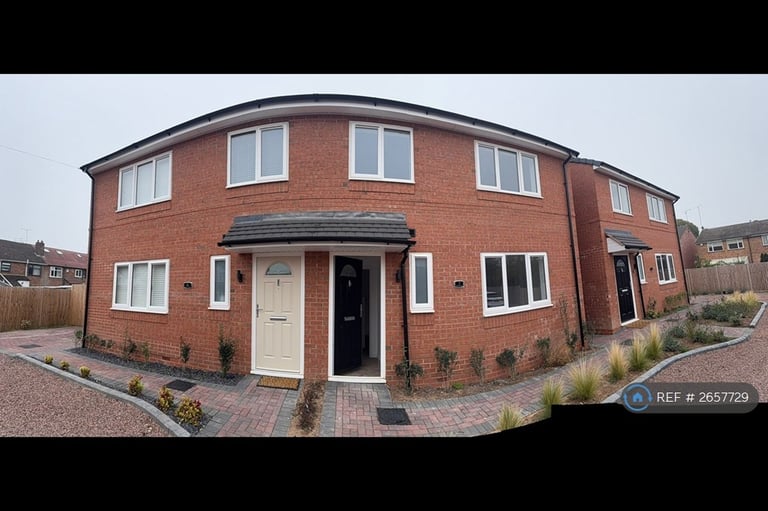 3 bedroom house in Cody Court, Silverdale Close, CV2 (3 bed) (#2657729)