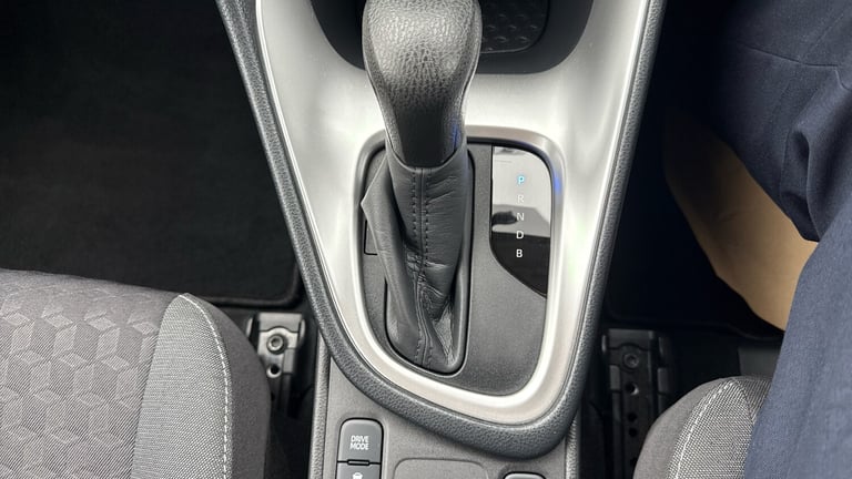 2022 Toyota Yaris 1.5 Hybrid Icon 5dr CVT Hybrid Hatchback Hatchback Hybrid Automatic